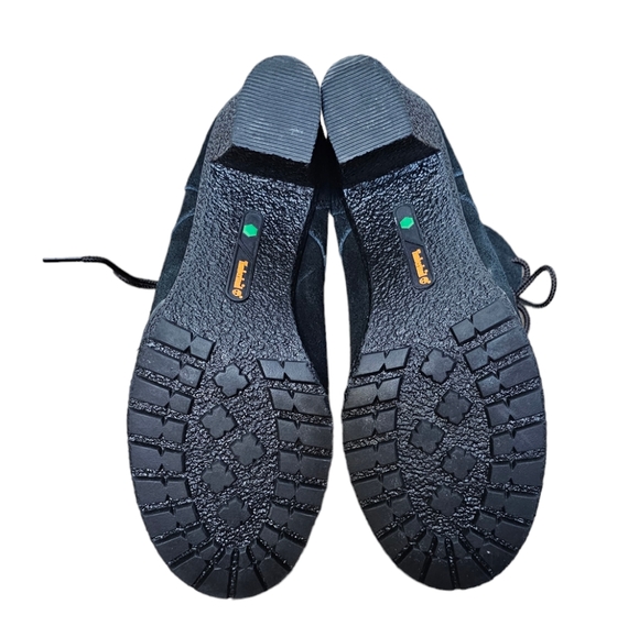 NWoT Timberland Tillston Chukka Booties - Picture 6 of 8